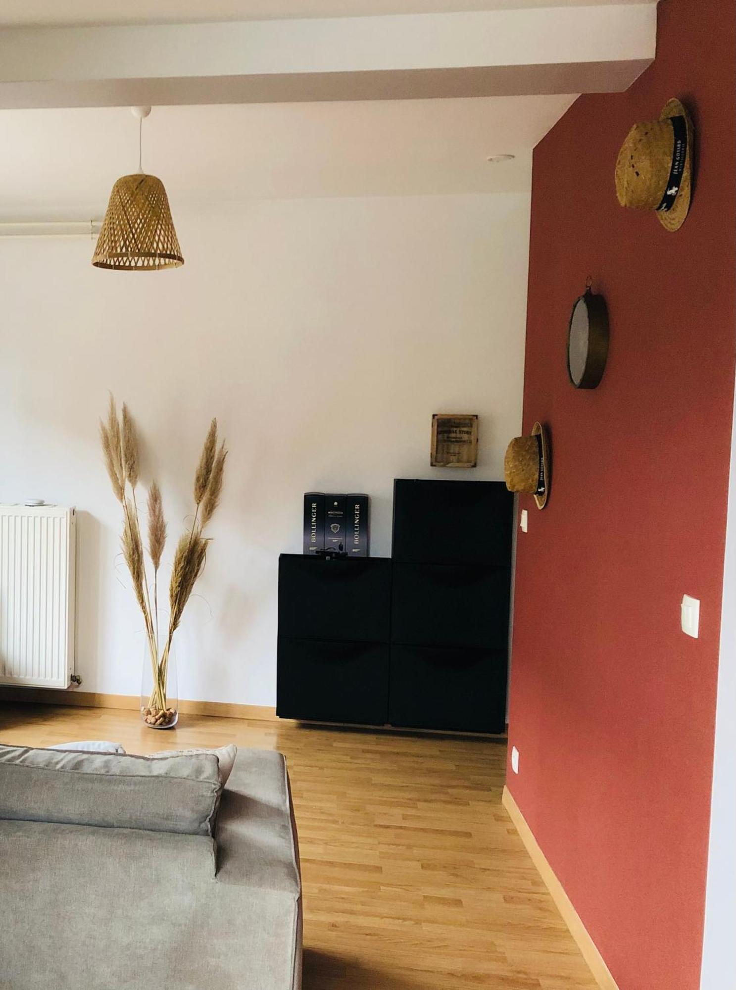 Logement Centre Ville D'Epernay Avec Parking Prive Exteriör bild