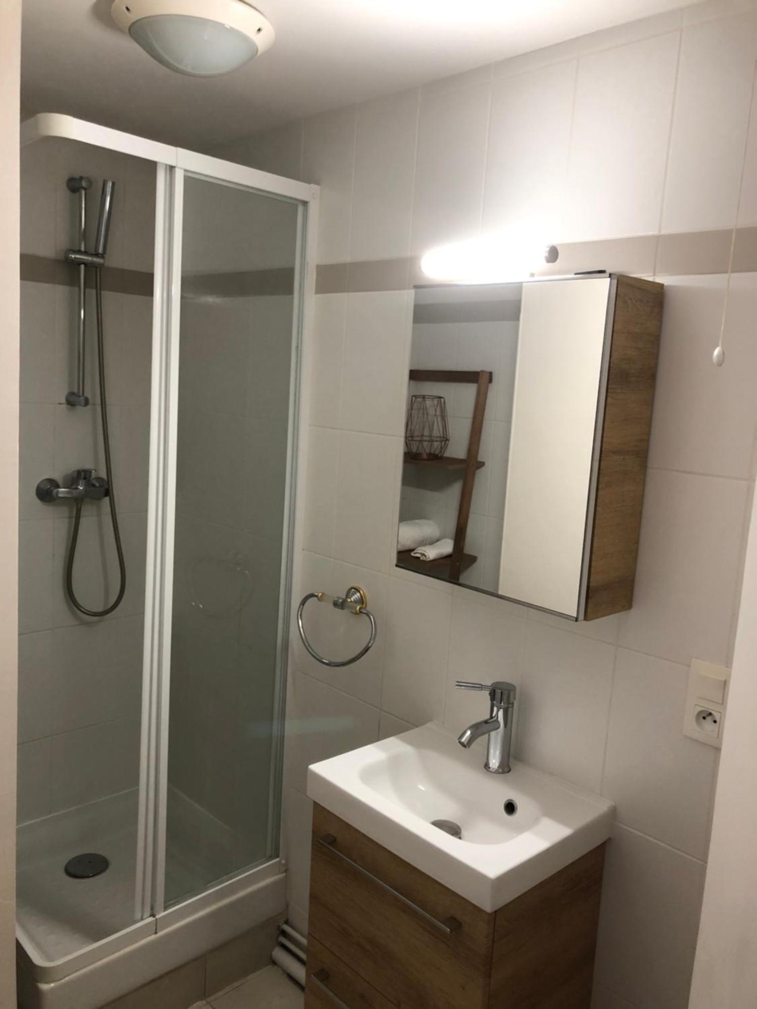 Logement Centre Ville D'Epernay Avec Parking Prive Exteriör bild